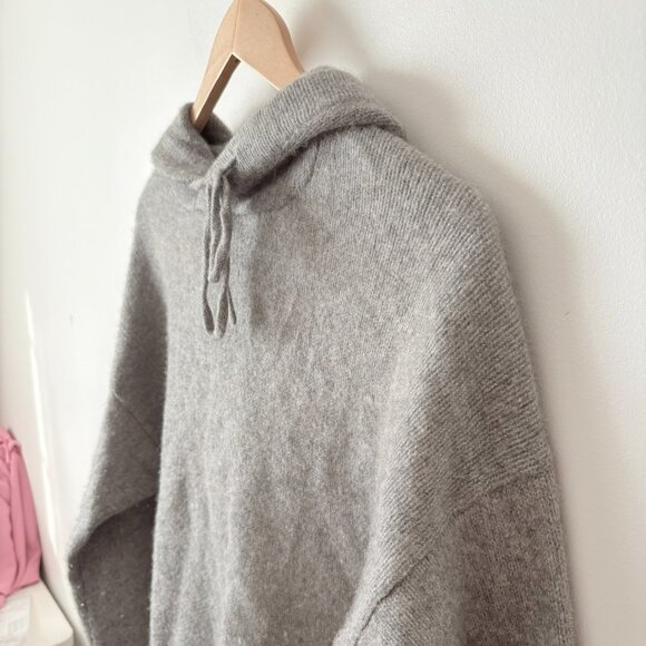 Aritzia The Group by Babaton Luxe Cashmere Hoodie Sweater Grey Size Small - Picture 6 of 9
